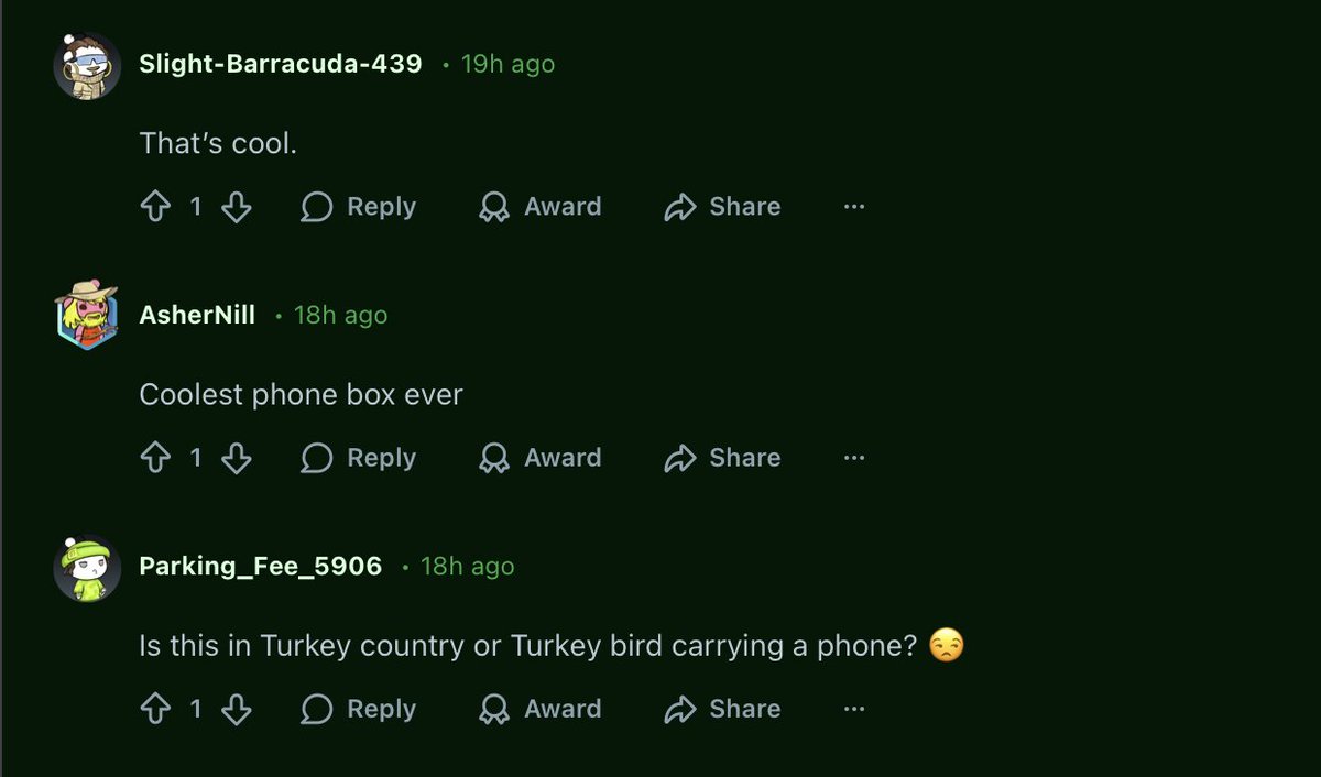 mhahaber_'s tweet photo. Türkiye’de bulunan martı şeklindeki ankesörlü telefon dünyada viral oldu. https://t.co/uhxJybUhuJ