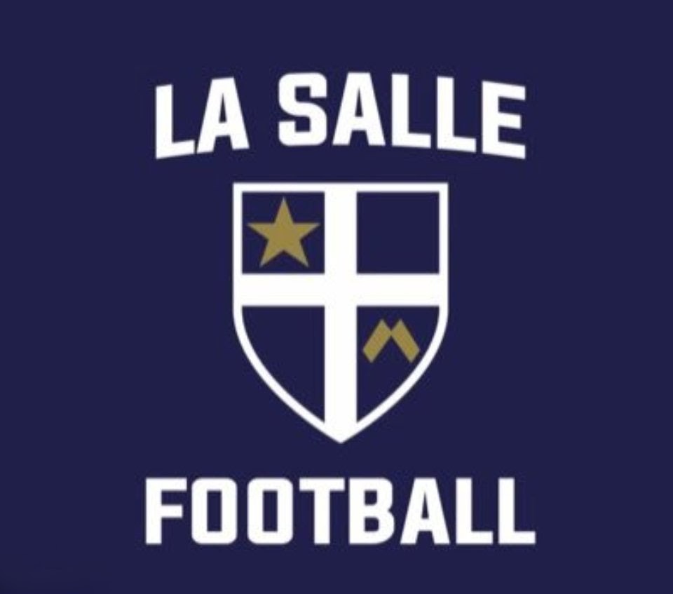 MeDesAve's tweet photo. Happy to see ALL my class of '26 guys get their offers and make their commitments to play at the next level.  '27, '28 and '29.....you got  to see it up close....the bar has been raised.  Don't worry about yourself, play for your TEAM.  Your offers will come.  Work hard!!!! https://t.co/R2kbTqhQZE