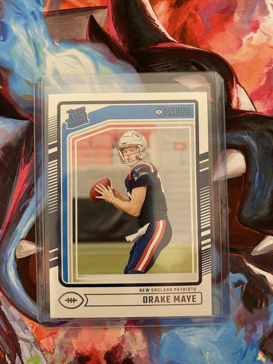 CarloSportsCard's tweet image. Doing my first ever giveaway for SB60 
Donruss base rated rookie Drake Maye 
(Please be following, like, and repost) 
I will select random winner tomorrow at 8pm and shipping it out next day! Im taking this very serious lets goo!! #thehobby #Patriots