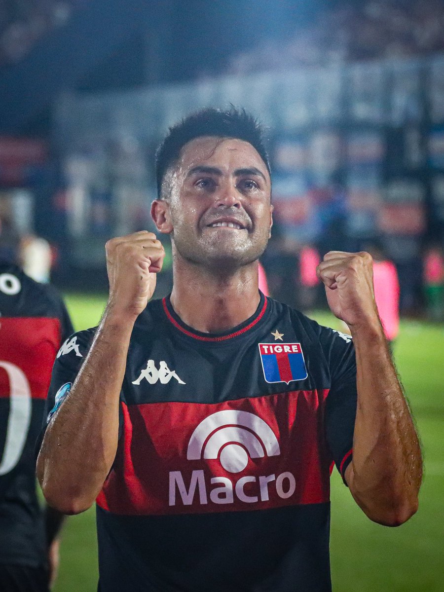 Debut del Pity.
Ganó 3 a 1.
Hizo el tercero 🤪

Nunca tendrán paz, nunca jamás