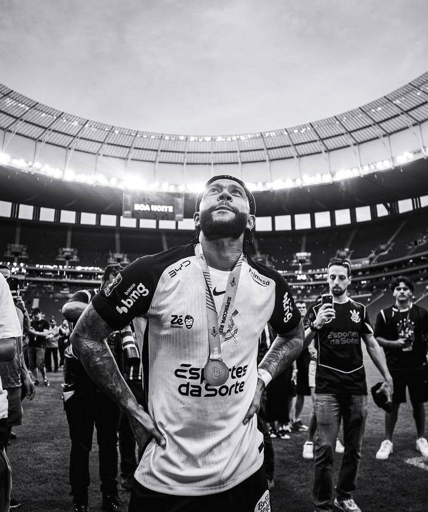 ruanrlx's tweet photo. Essa foto do Memphis apreciando a torcida no fim do jogo me pegou demais.

O cara ama muito viver isso aqui.

📸 Leonardo Lima https://t.co/ycgmBSD51h