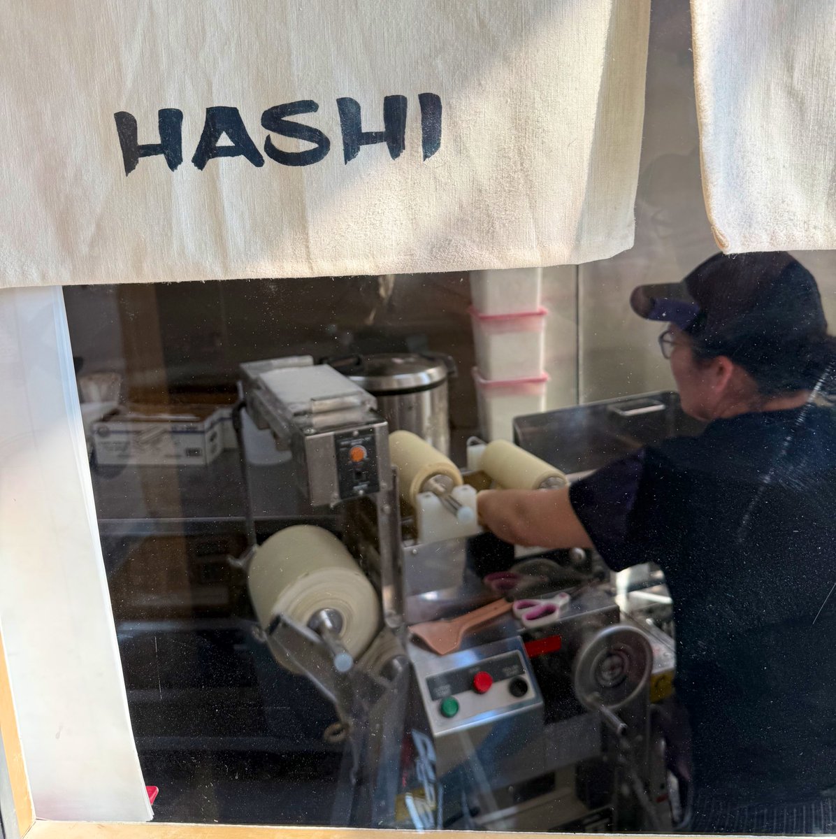 eatinglasvegas's tweet photo. Restaurant No. 33: light, bright, spicy #shoyu (🐓stock based) ramen 🍜 (with soft, springy, house-made noodles) at #HASHI.🥣🎌
#SpringMountainRoad #Chinatown #LasVegas 
@EatTalkRepeat https://t.co/SZnq0mUNdE