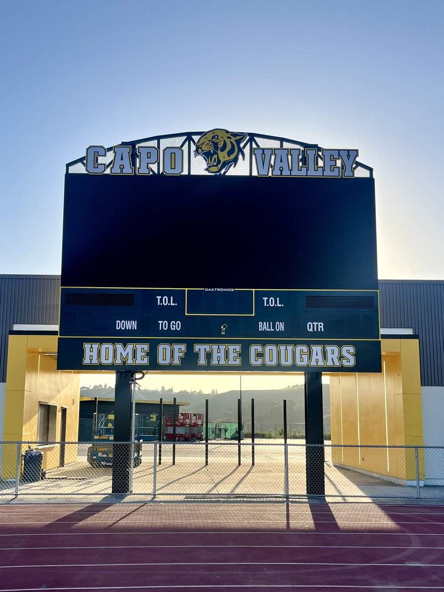 capofootball's tweet photo. It will look even better with a bunch of points for the home team on it! #NewScoreboard
#TEAM50
#WeAreCV π―π΄ https://t.co/jZFM02jsss