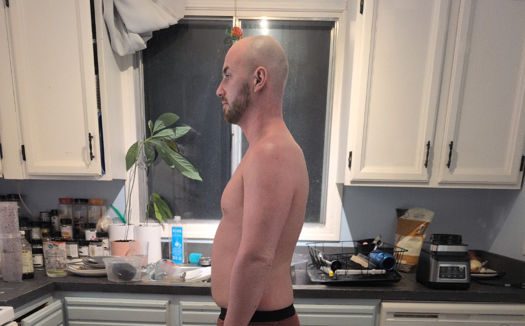 JoshStephan5's tweet photo. @DeanTTraining Just curious what body fat percentage do you guys think I am? I'm losing weight like crazy right now because of health stuff. I'm 168 lbs 5'8. Just curious what I'm going to get down to weight wise. https://t.co/6ezBmpeCt3