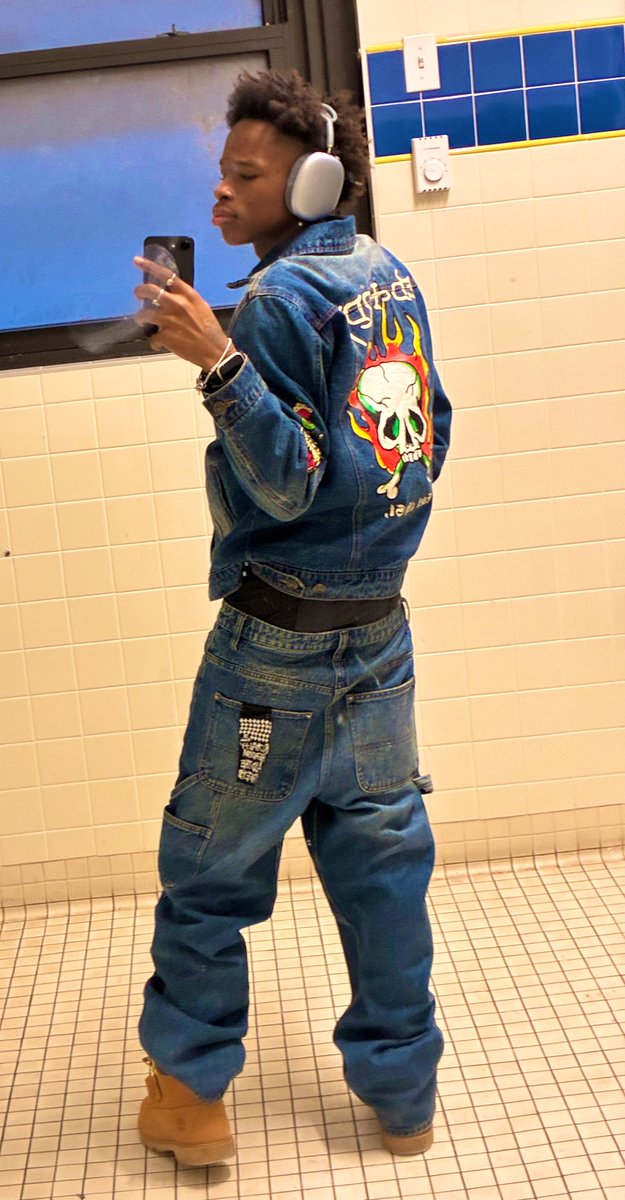 Quintrell's tweet image. In the motions