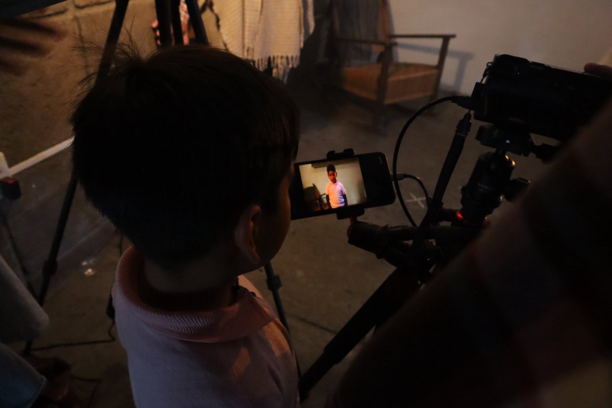 otraforma2026's tweet photo. ON SET 🎬 Cada día más cerca de poderles mostrar todo en lo que hemos estado trabajando ✨ https://t.co/sec3RVkGCP