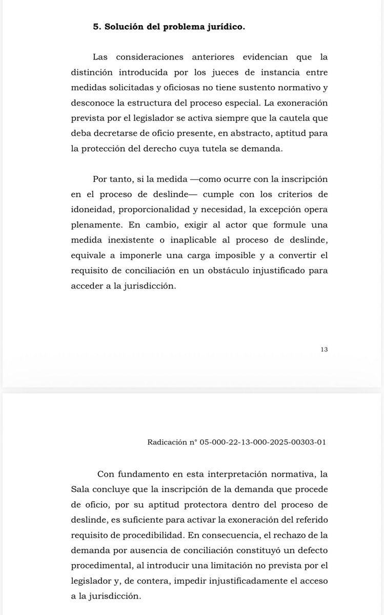 jairoparrac's tweet photo. MEDIDAS CAUTELARES QUE DEBEN SER DECRETADAS DE OFICIO COMO EXCEPCIÓN AL REQUISITO DE CONCILIACIÓN PREJUDICIAL. CSJ (STC19771-2025): La Corte Suprema de Justicia sostuvo que la excepción al requisito de conciliación prejudicial se activa con la sola solicitud de una medida cautelar, aun cuando su decreto sea oficioso, como ocurre con la inscripción de la demanda en el proceso de deslinde.

El artículo 590 del Código General del Proceso no distingue entre medidas rogadas y oficiosas. Hacerlo implica crear una exigencia no prevista por la ley y restringir el acceso a la administración de justicia.

Desde mi perspectiva, la decisión es correcta. Tal y como lo destaca la CSJ, cuando la medida cautelar cumple una función real de protección del derecho cuya tutela se reclama y satisface criterios de idoneidad, proporcionalidad y necesidad, la excepción al requisito de conciliación debe operar plenamente. Exigir en estos casos una medida inexistente o inaplicable impone una carga imposible y convierte la conciliación en un obstáculo injustificado para el acceso a la jurisdicción —⬇️⬇️—