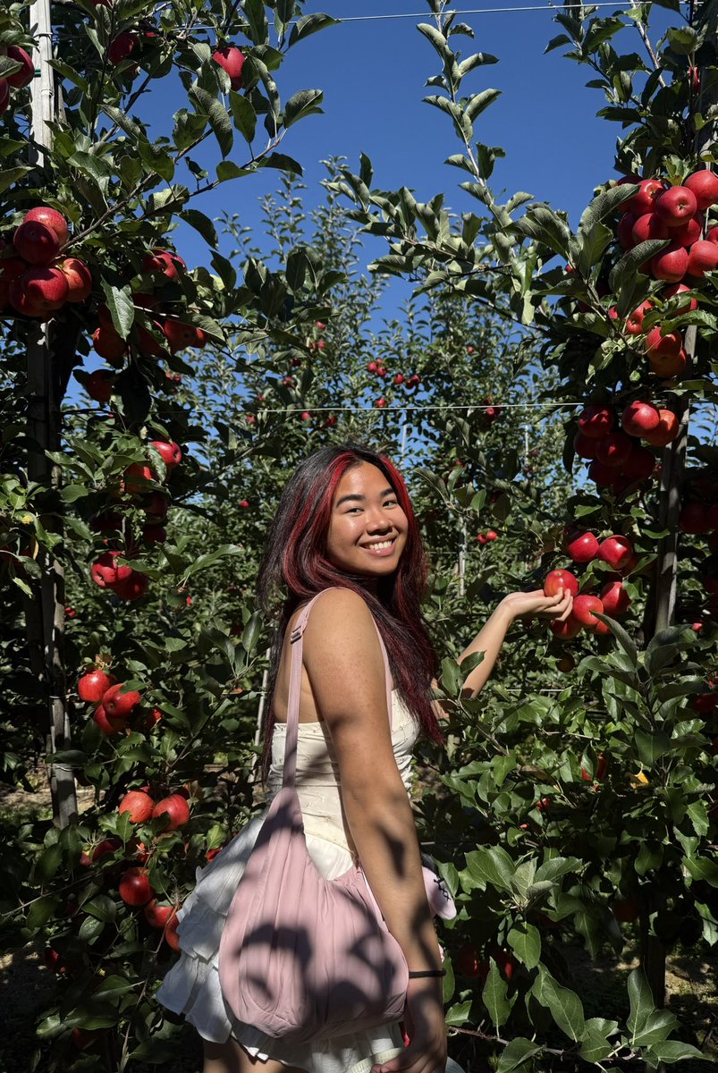 minaii7's tweet photo. because I never got to update my pinned w/ my red hair (｡•̀ᴗ-)✧❤️ https://t.co/YPBoONsVoX