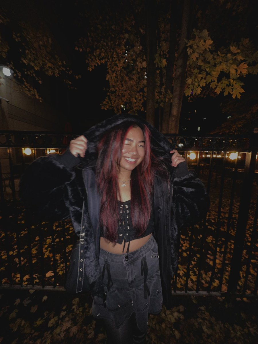 minaii7's tweet photo. because I never got to update my pinned w/ my red hair (｡•̀ᴗ-)✧❤️ https://t.co/YPBoONsVoX