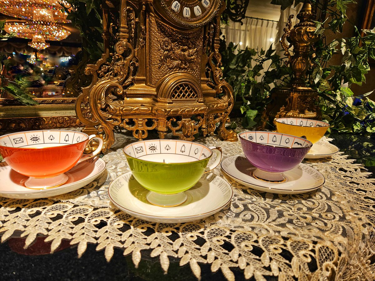 お嬢様、お坊っちゃま 本日よりティーカップコレクションに 