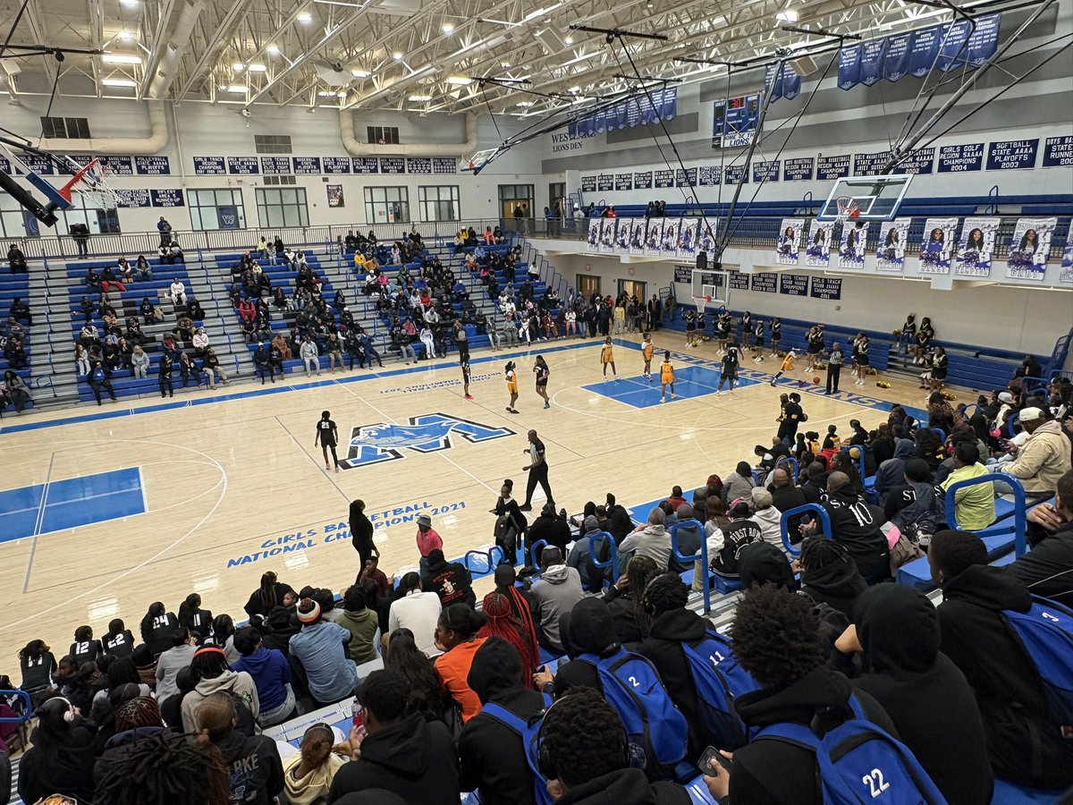 Sandtown Middle School tweet media