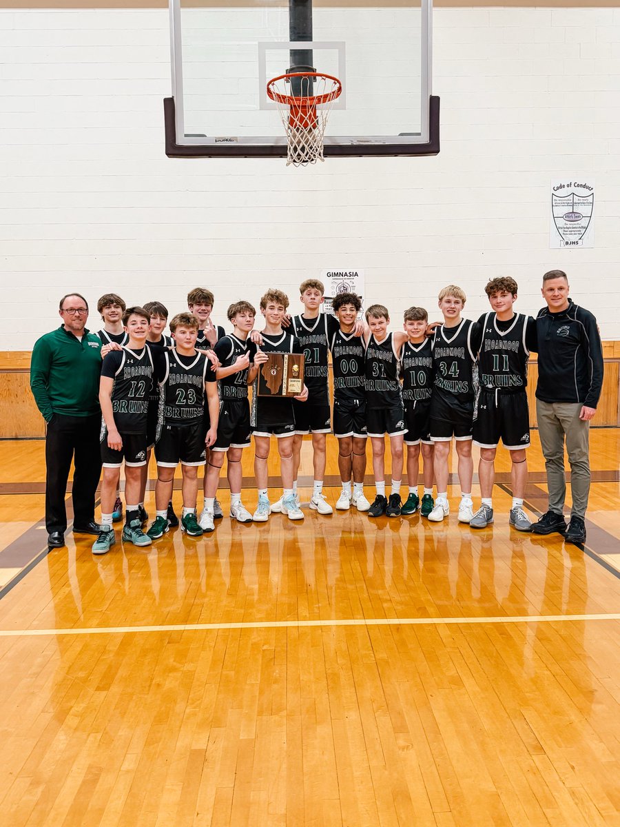 Sectional Champs!! 

Congrats to the Broadmoor Bruins on winning the sectional and advancing to state! 

Shoutout to all the current Dragons who made the trip to support future Dragons! 

#family #notdoneyet