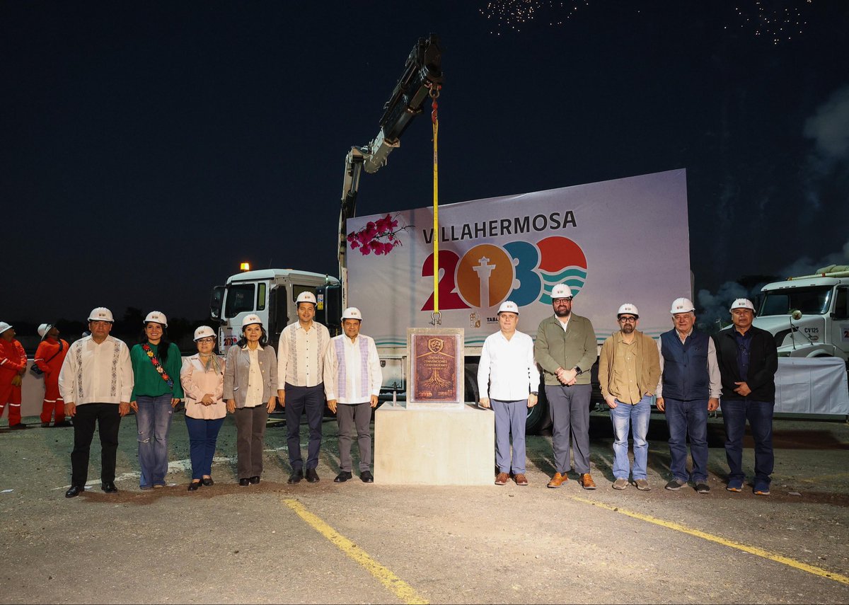 Hoy pusimos la primera piedra del proyecto de desarrollo más grande de los últimos tiempos en Tabasco: ‘Villahermosa 2030’ marcará un antes y un después, colocando a nuestra ciudad capital a la altura de las más grandes de México. El proyecto vincula modernidad, movilidad,
