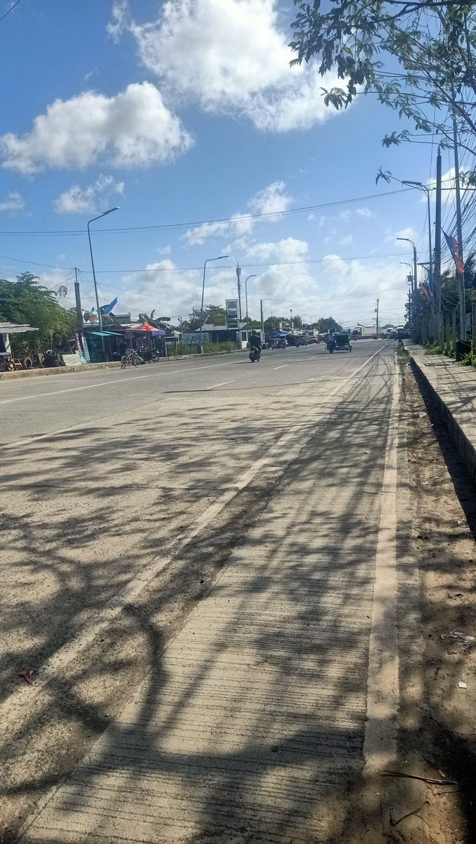 daddyquezo7699's tweet photo. Dalahican bypass road https://t.co/TmALsr0TBW