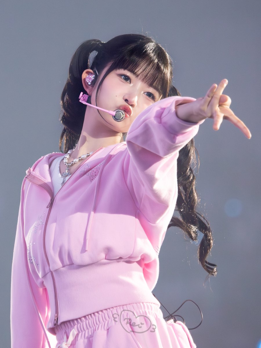 20260203

スキスキスキ✌🏻🍓

 #아이브 #IVE #アイヴ #레이 #直井怜 #れい #REI
#HappyREIday #PrincessGuineaREIDay
#2026년에도기니와함께해 #ひめぎに生誕祭2026