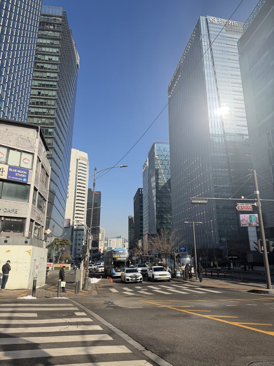 Good morning, South Korea.🇰🇷