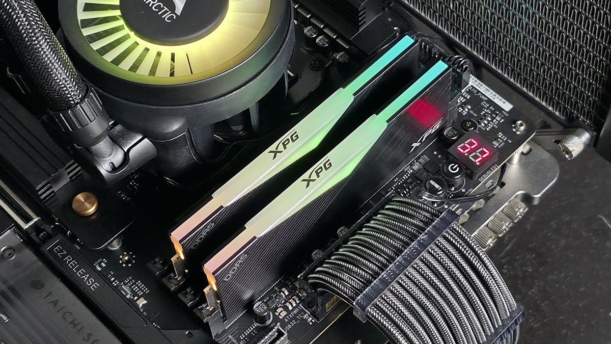 overclockerscom's tweet photo. Today we are looking at the XPG LANCER RGB memory kit at 6000MT/s and featuring a tight EXPO profile. The presented memory kit promises great results with AMD Ryzen processors.

https://t.co/jY1bB6SL0c https://t.co/kexuWXcBBl