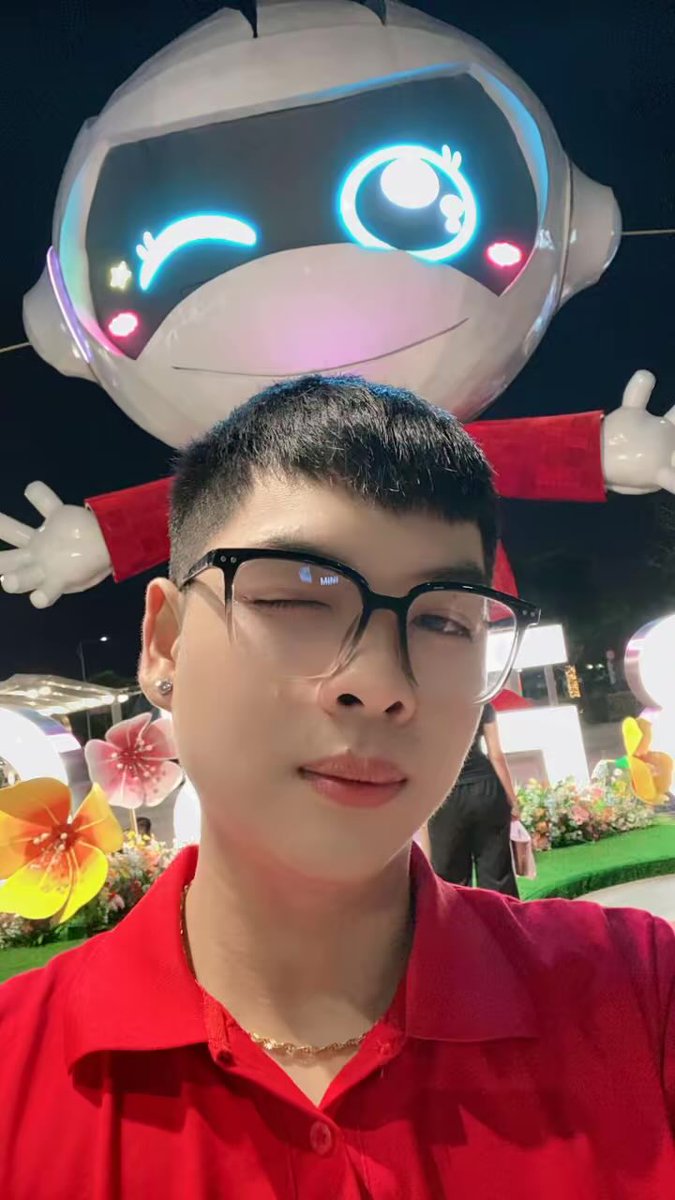pulllconn's tweet photo. . Có bé nào ở sài gòn humm 🥴 #setkeo nèee https://t.co/jGF210dzD7