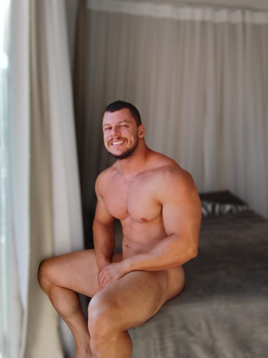 Robertibig tweet media