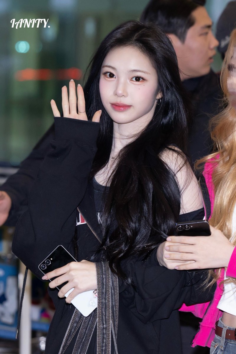 IANITY. tweet media