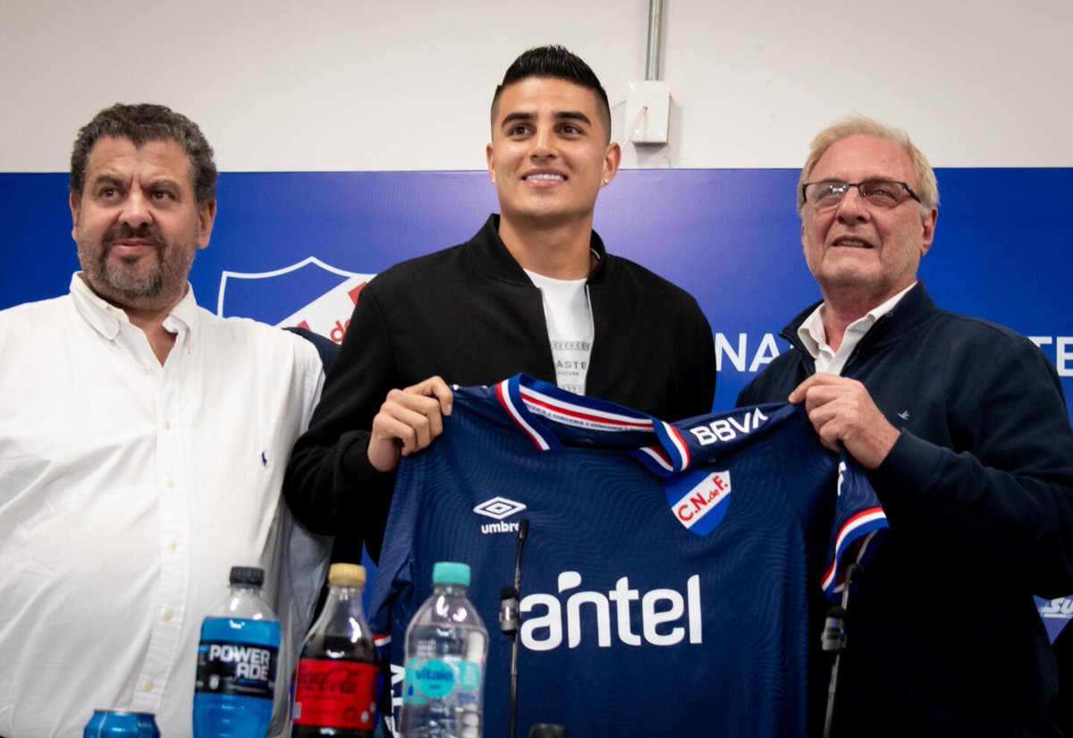 🔵⚪️🔴/ ¿SE VA PATIÑO?

➡️Juan Pablo Patiño actual jugador de Nacional tiene muchas chances de salir del club.

📌Donde hay más chances que llegue a Colombia 🇨🇴.