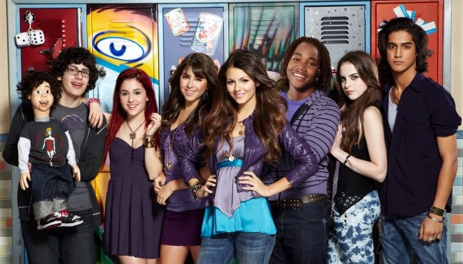 PopBase's tweet image. ‘Victorious’ ended 13 years ago today.