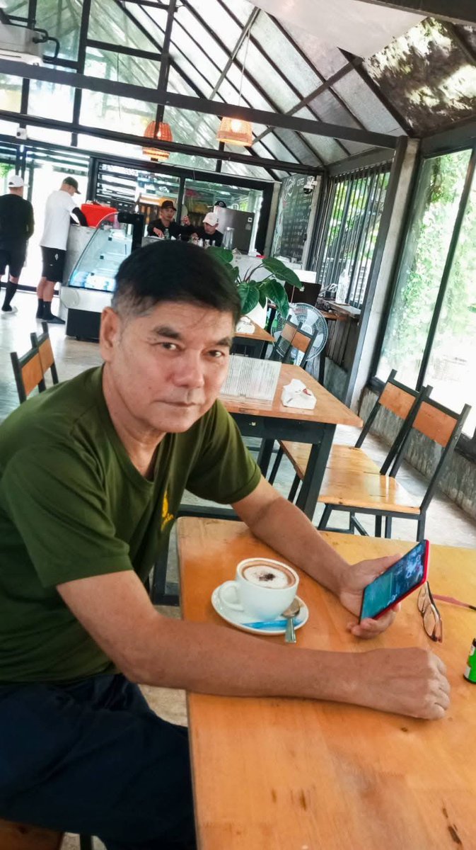 ลุงป็อบ ศรีราชา ชลบุรี อายุ 60+ แต่สุขภาพดี แข็งแรง สายตาดี สามารถขับรถเดินทางต่างจังหวัดได้สบาย  เรียกใช้บริการ รับ-ส่ง ได้ตลอด อาทิ หาหมอ  ตีกอล์ฟ พาเที่ยว เป็นไกด์นำทางใด้เช่นกัน สนใจเรียกใช้ลุงผ่านแอดมิน 097-3359801 ขอบคุณคับ