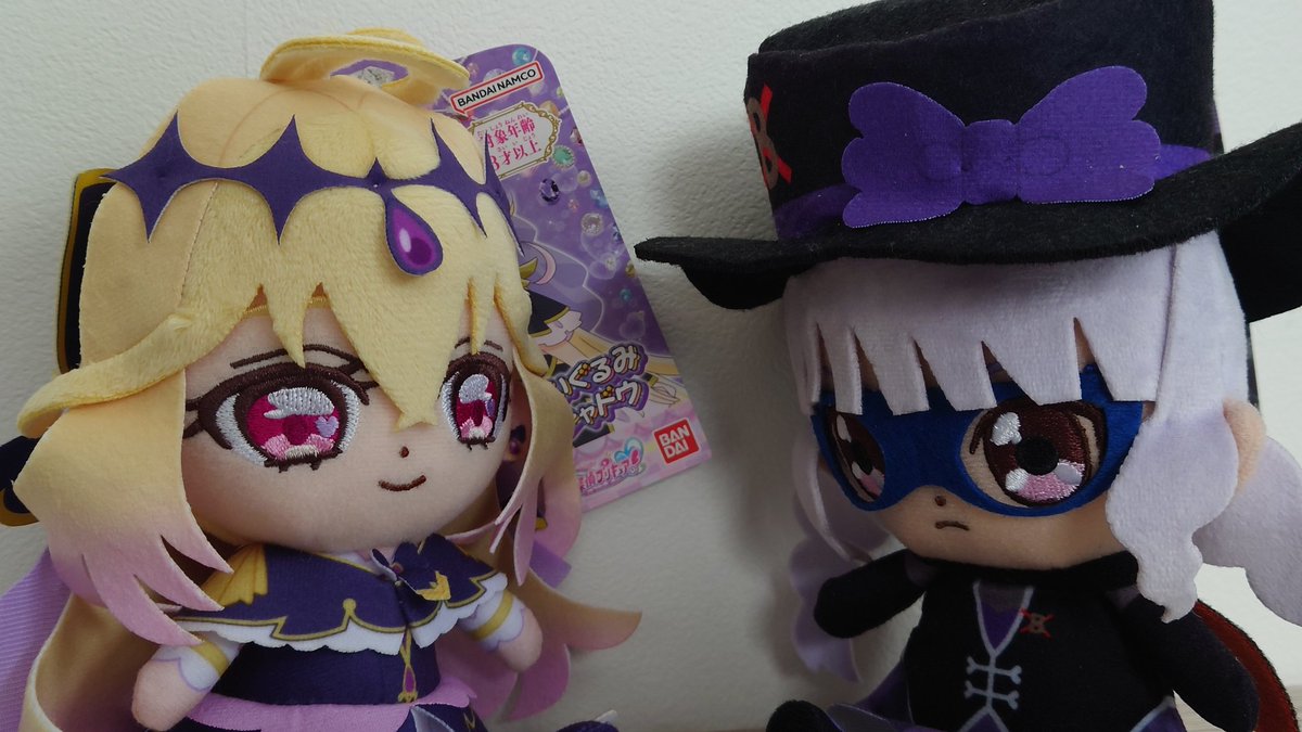灰 tweet media
