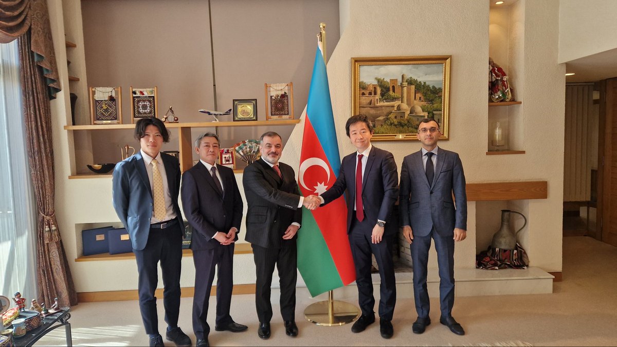 Pleased to host Mr.Hidehiko Ishii, Director of Russia, Central Asia and Caucasus Office, #METI. We had a very fruitful discussion on further development and strengthening of bilateral cooperation in various spheres.