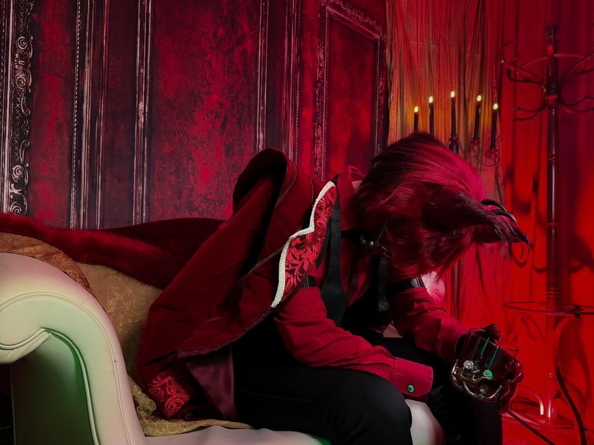 Heavy is the crown #alastor #hazbinhotel