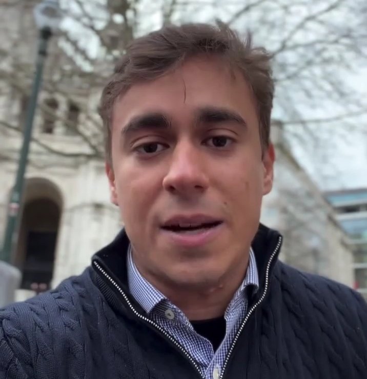 - Gastou quase 400 MIL reais em auxílios para passagens aéreas, aluguel de carros, gasolina, escritório e outras coisas em 2025

- Votou contra o auxílio-gás para a população de baixa renda

Mamata e privilégios pra ele. Miséria e cortes pro povo!

Nikolas, você é um VAGABUNDO!