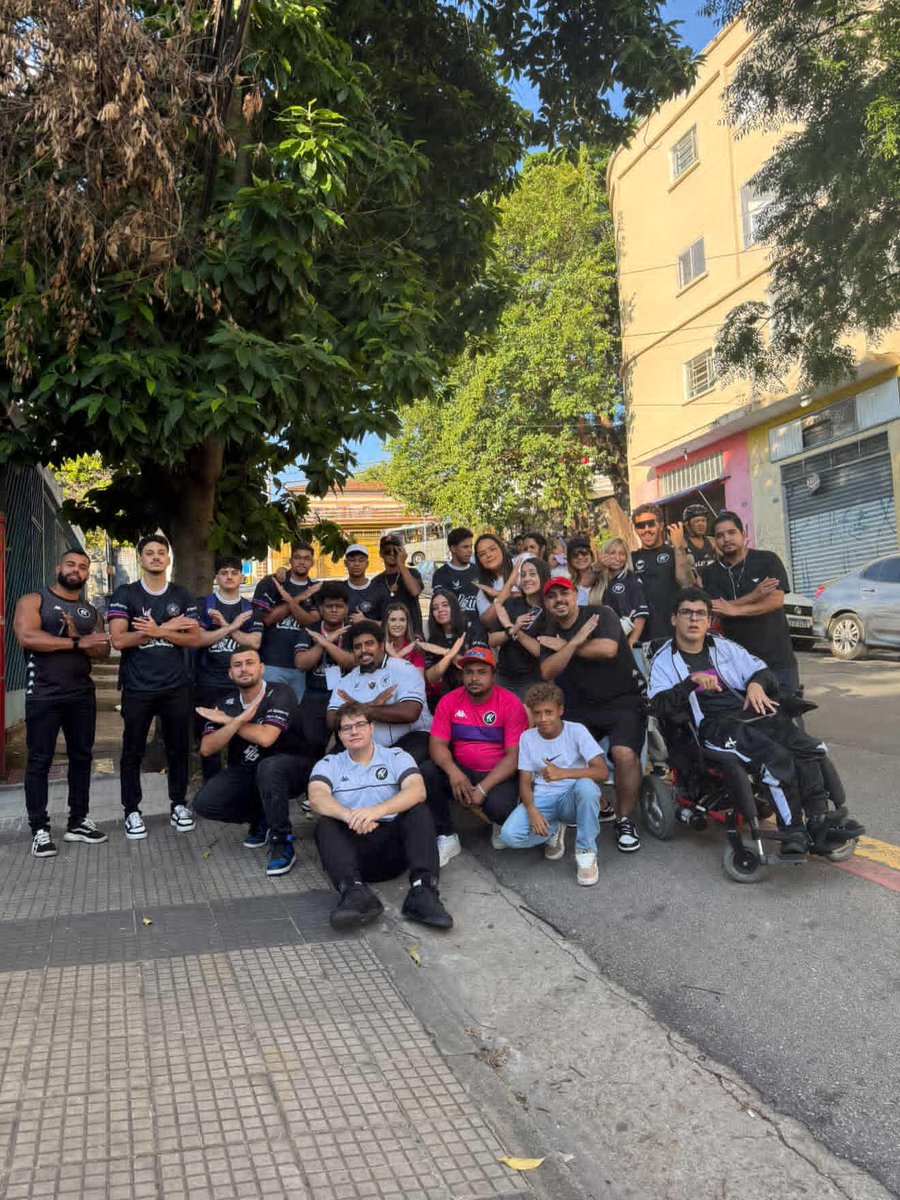 Karine 🧜🏻‍♀️ tweet media