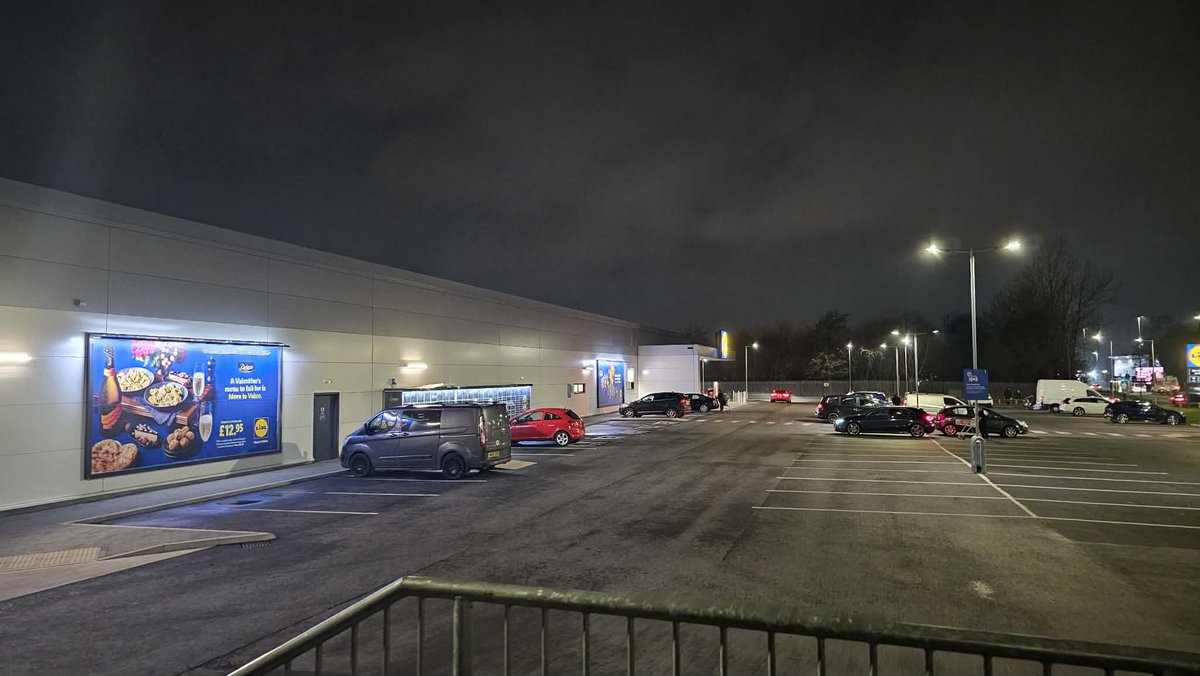 LostFoundFed's tweet photo. Lidl:

Quick Trip to Lidl earlier today.

Decent Location but wouldn't shop here all the time.

⭐⭐⭐ https://t.co/c145ZeLiCP