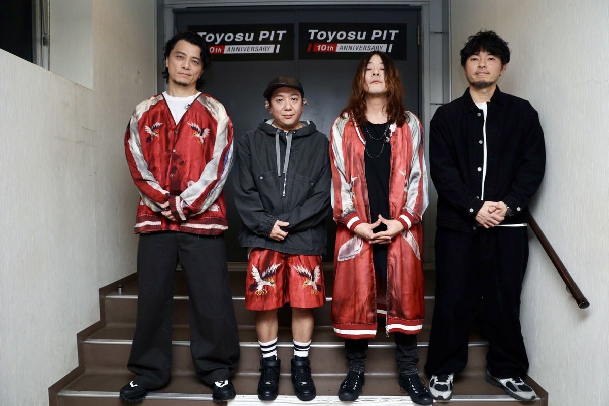 ちわっち🐰🦁

おはようございます☀️

#謎の店 #THUNDERBOX #kickthecancrew #RIPSLYME #FG #MCU