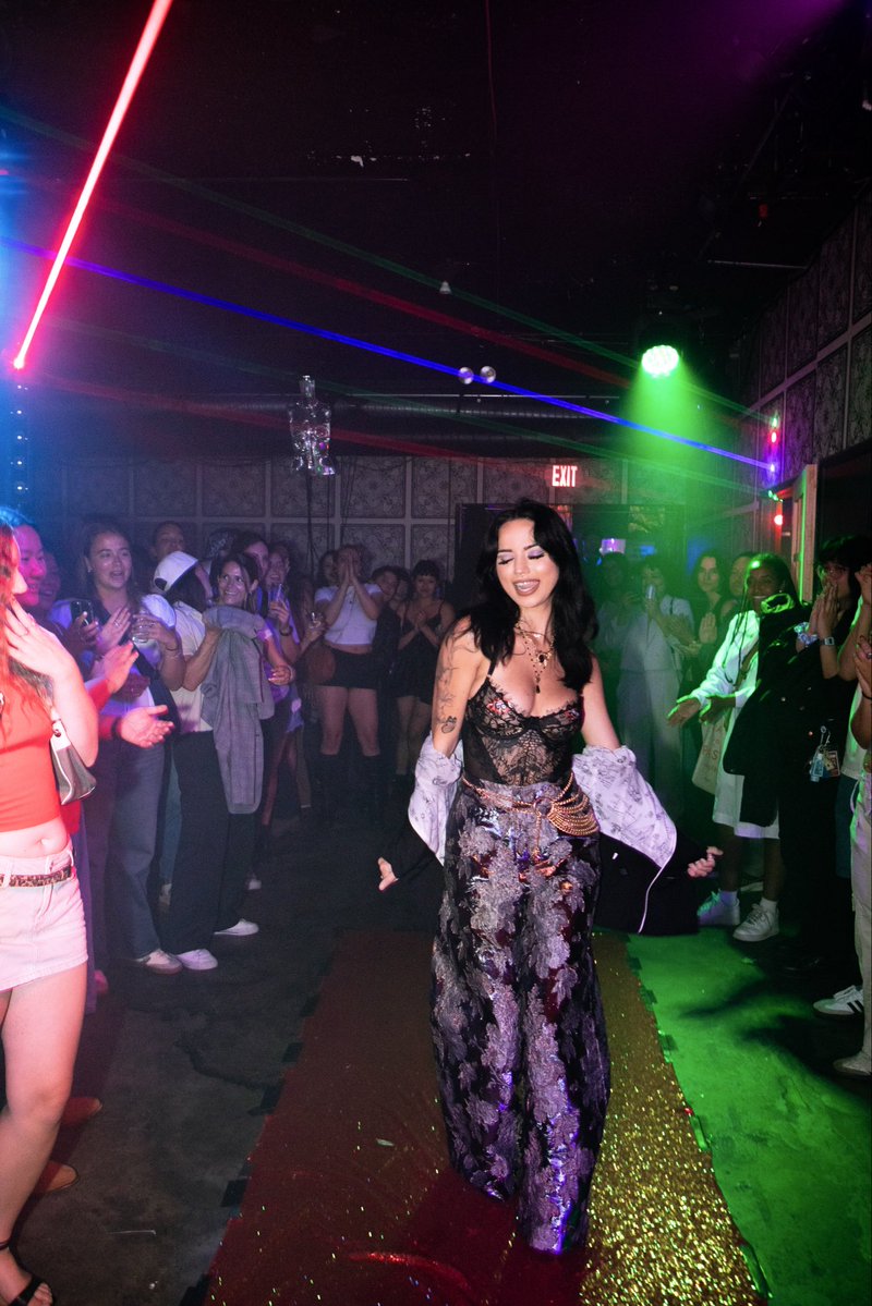 I’m exactly who I think I am😌