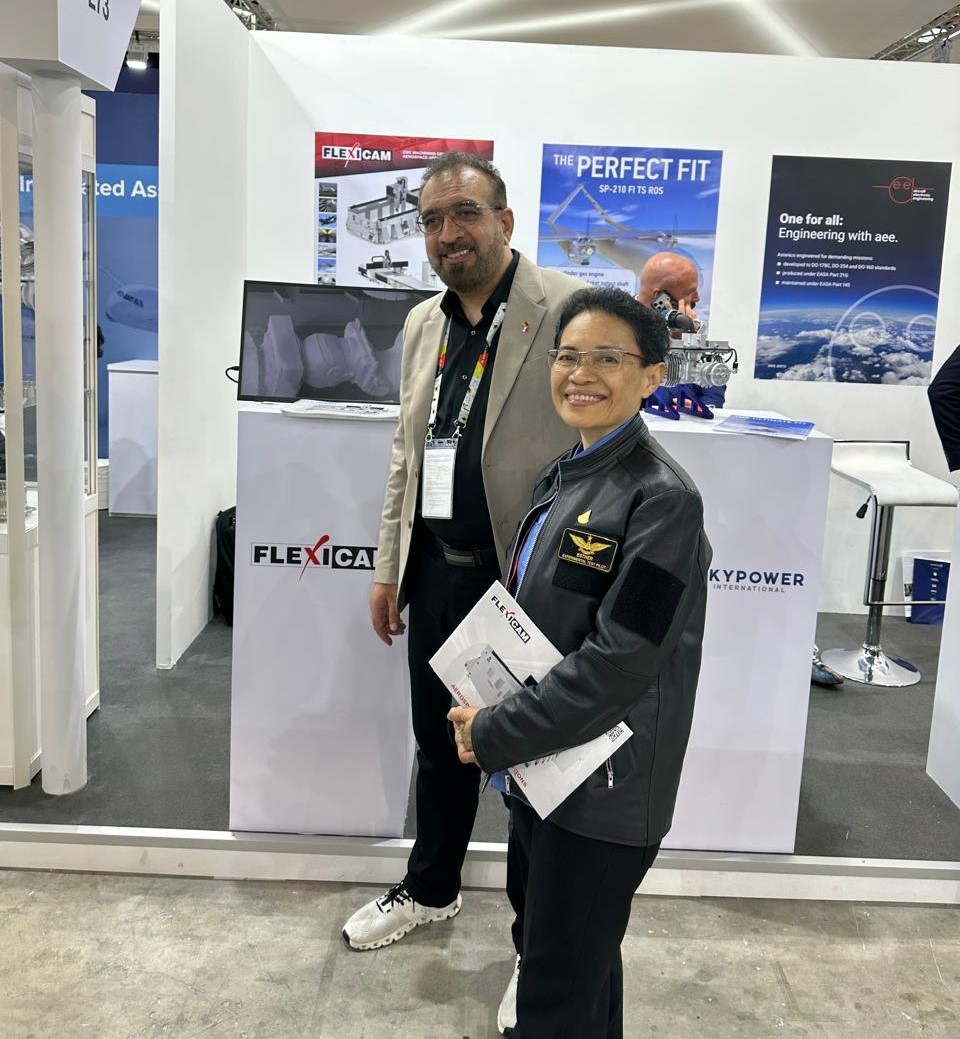 FlexiCAM's tweet photo. Thank you Capt. Esther G Saleh for visiting us!

Team FlexiCAM is present at the Singapore Airshow 2026, holding meetings and providing detailed information on our CNC machining solutions for the aerospace sector.

#SingaporeAirshow #SA2026 #CNC #ProudToBeFlexiCAM https://t.co/GpFsLUPtuV