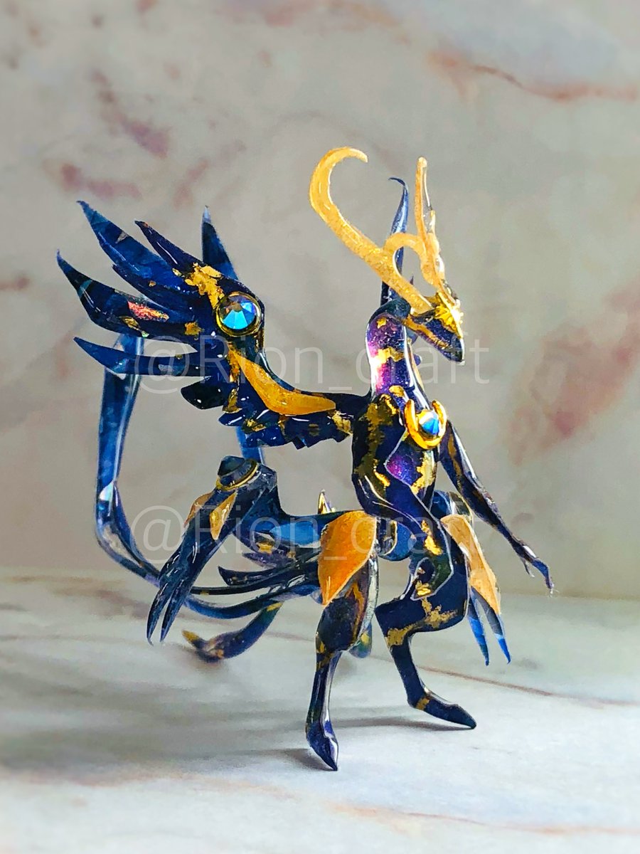 Rion_craft's tweet photo. #三成殿の引用リポスト祭り
タグお借り致します！
マスキングテープとレジンでドラゴンを作っている人です！！！
よろしくお願い致します！ https://t.co/GvE1CR9TnQ