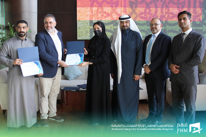 فـ هـ م F H M tweet media