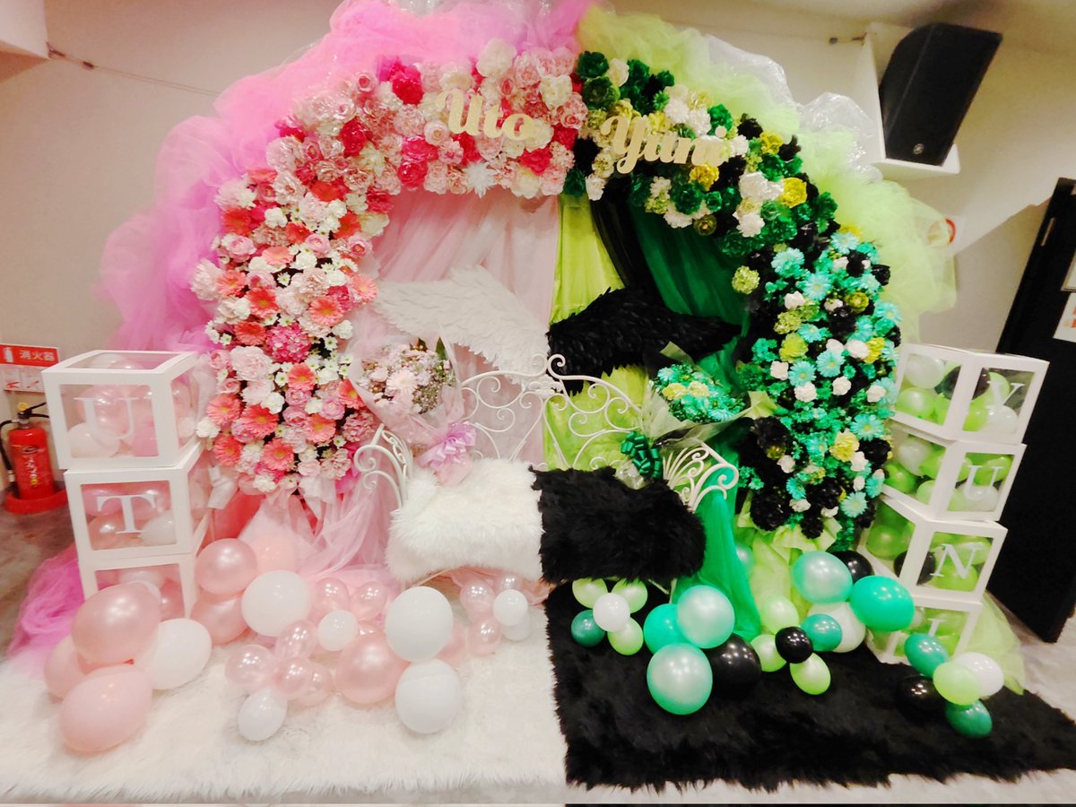 RcDhr's tweet photo. 感謝！感謝！感謝！！そのイベントに関わる全てに！！祝福のフラスタを！！ゴタコウゴタコウどうぞよろしくお願いいたします。

#ハーフ&amp;ハーフ #花装飾　#フラスタ https://t.co/OzEOwTCo45
