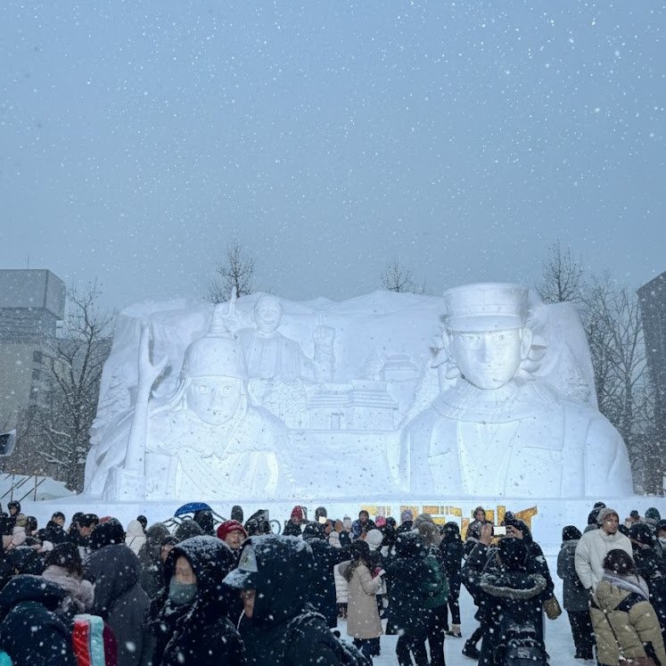 FtripJapanTour's tweet photo. Sapporo, located on Japan's northernmost island of Hokkaido, is one of the snowiest cities on Earth, receiving nearly 20 feet of snow annually. Every February, the city hosts the Sapporo Snow Festival, featuring 50-foot snow sculptures and ice carvings in Odori Park and Susukino. https://t.co/HT5SjK576f