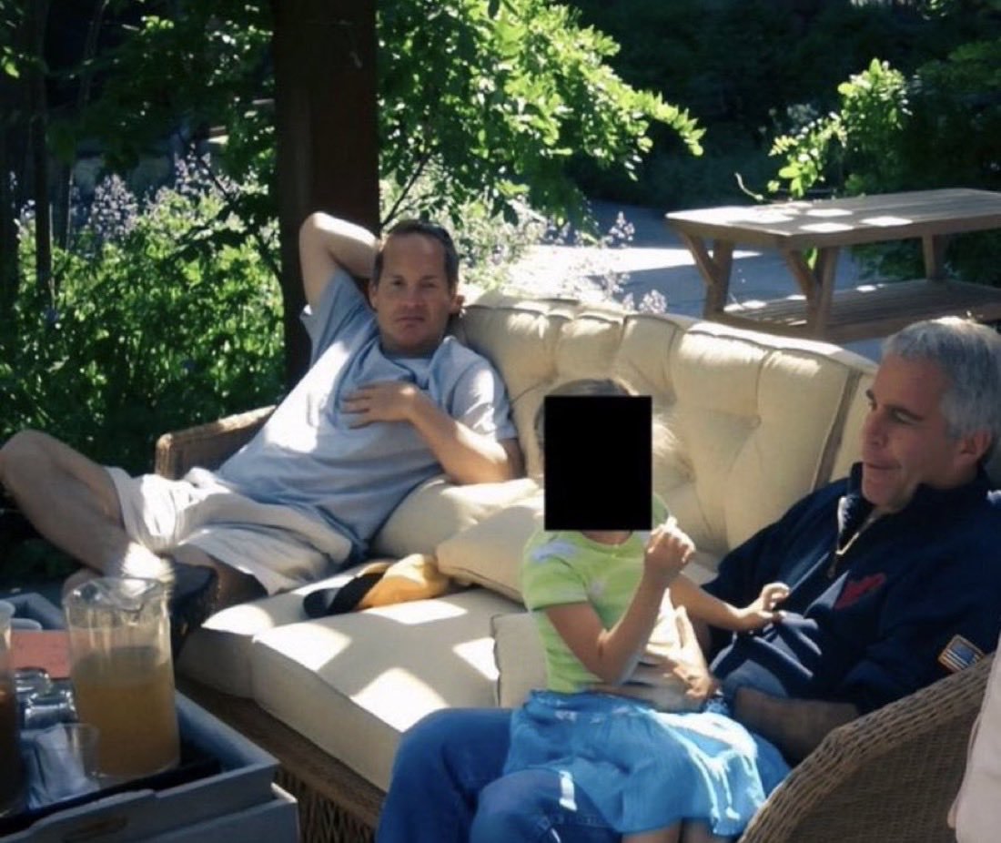 UnityNewsNet's tweet image. Ben Shapiro:

“Nothing involving children ever happened on Epstein Island.”