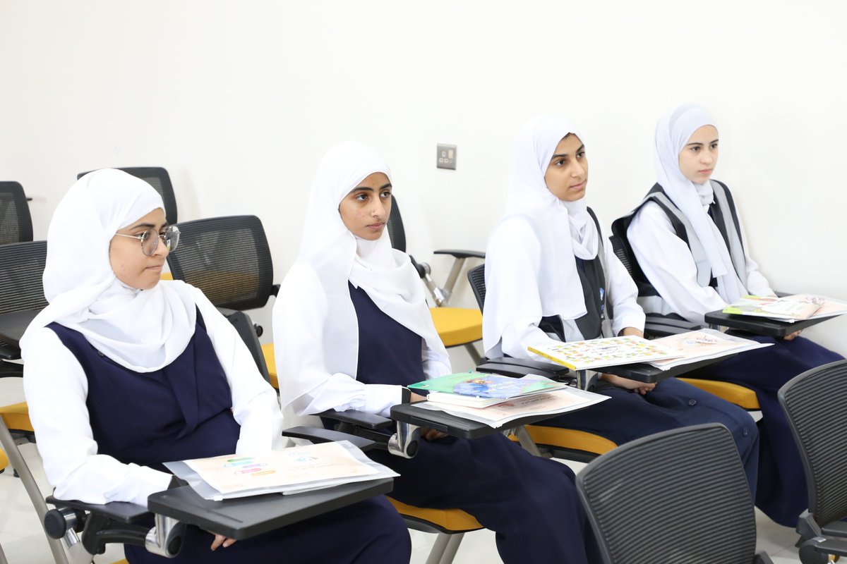 EduGovDkh's tweet photo. ويُنفَّذ البرنامج خلال الفترة من ٣ إلى ٥ فبراير ٢٠٢٦م، مستهدفًا (١١٦) طالبًا وطالبة من الطلبة الموهوبين من نتاج البرنامج الوطني للكشف والتعرّف على الطلبة الموهوبين بسلطنة عُمان، إضافة إلى برامج «ثروة» بمستوياتها المختلفة وبرنامج الموهوبين العرب. https://t.co/aDNRtoFeet