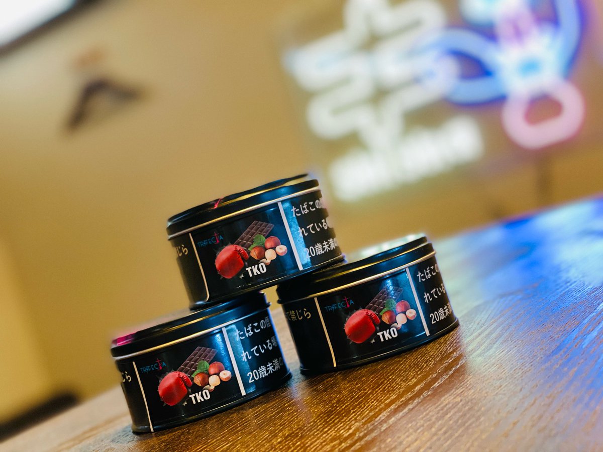 nerima_notequal's tweet image. 練馬シーシャ≠ノットイコールOPENしました🌬️

おすすめはTKO×バニラ×クリームキャラメルの甘いお菓子MIXです🍫🧸🤍

本日も朝4時まで営業いたします💫

#練馬　#シーシャ　#練馬シーシャ　#シーシャバー