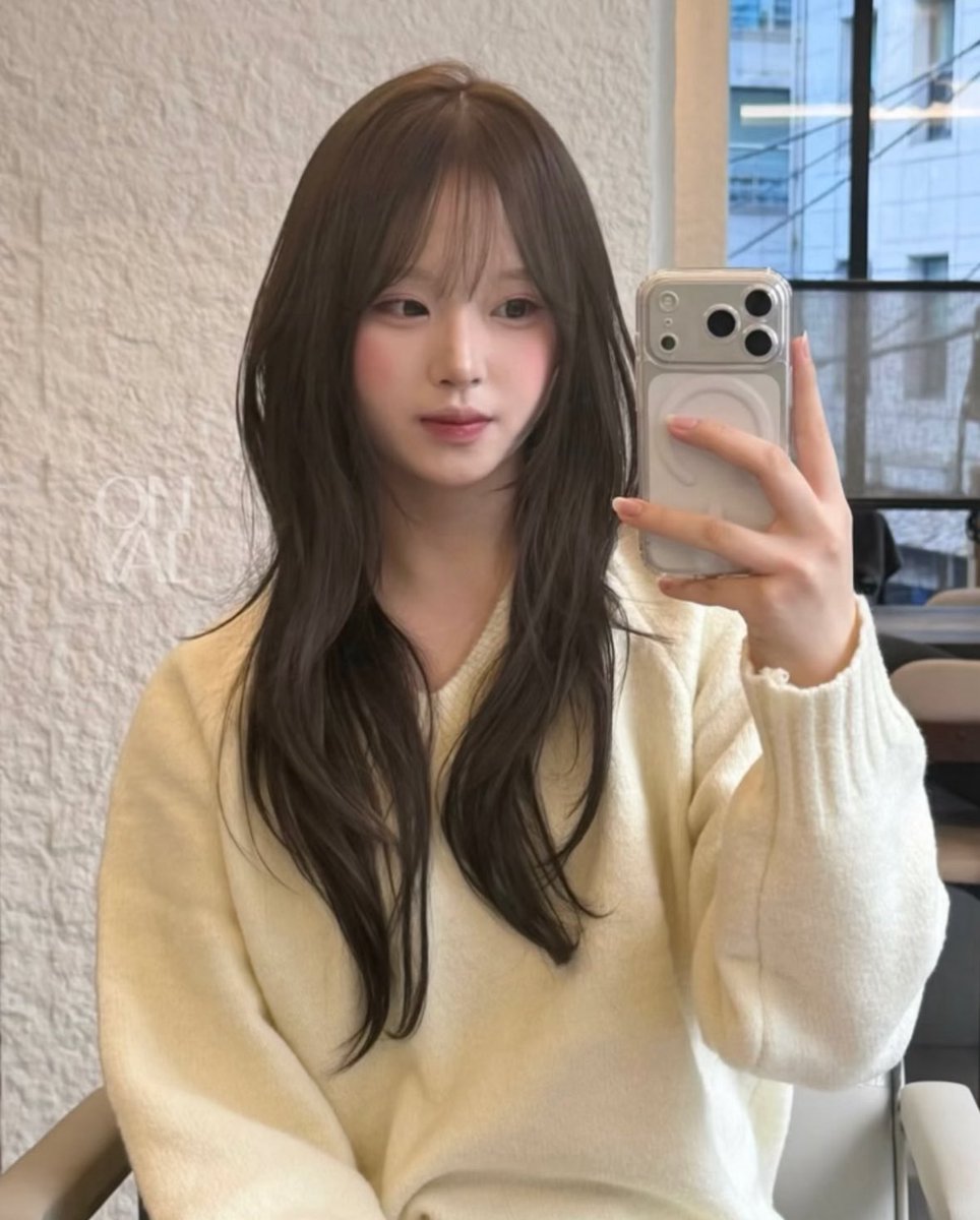 mi_nal_mi's tweet image. こんな髪型どうしたらできる……❓
まじでこれしてるお姉様共通して爆美人すぎて早くそっちの仲間入りしたい……🥺🥺