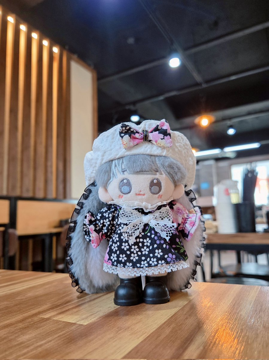 울 웅니가 이 옷만 입고 다니라고 한다묭
넘 잘 어울려서 벗을 수가 없다나...♡

#밍맹묭
#흑임자포리
👗 <a href="/bori_mill28292/">밀과 보리</a>