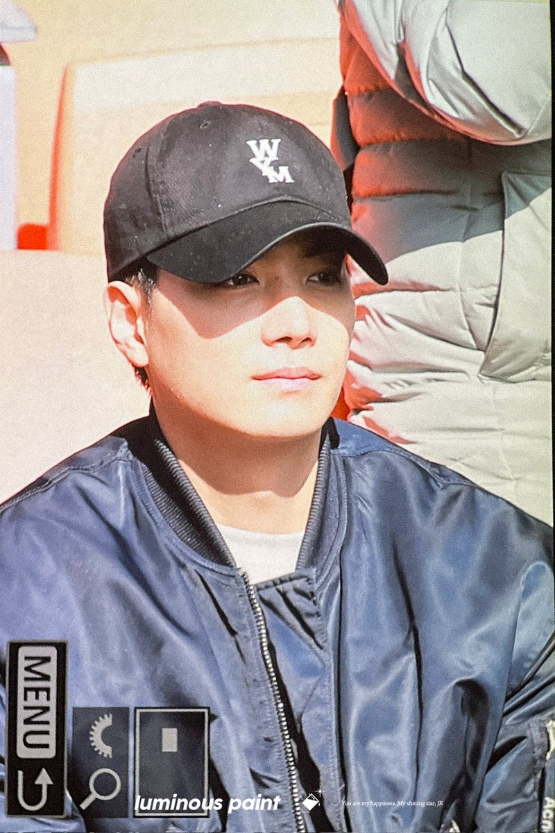 luminous0608's tweet image. 260203 #종현해 
동호수료식에 나타난 종현이🥰
#김종현 #종현 #jonghyeon 
#KimJonghyeon #김종현하다 #with_u #쫑쫑쫑_쫑을울려라
!!친구가 찍어줬는데 공유해용!!