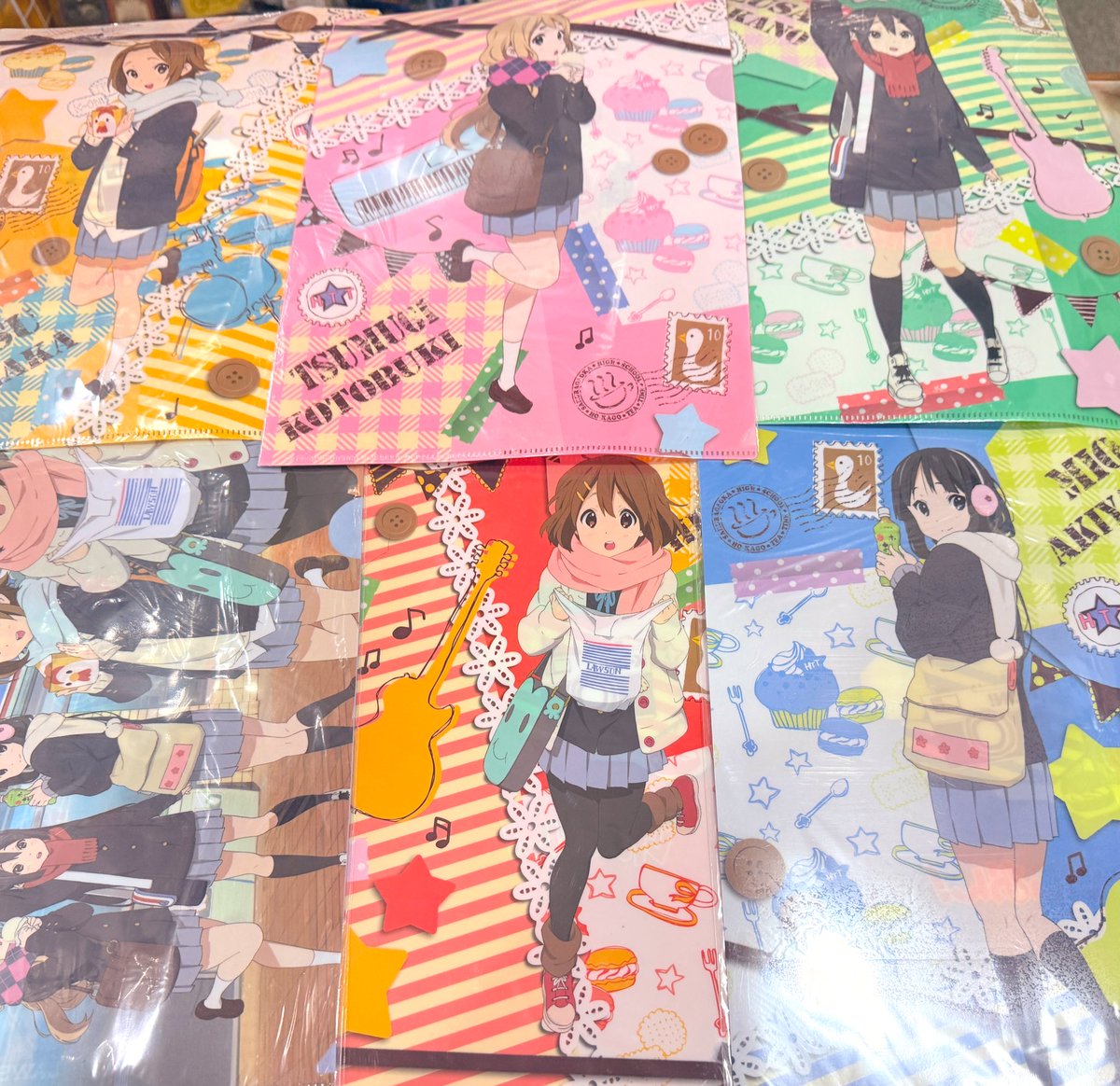 けいおん クリアファイル などが入荷してます。 各100円⭕️