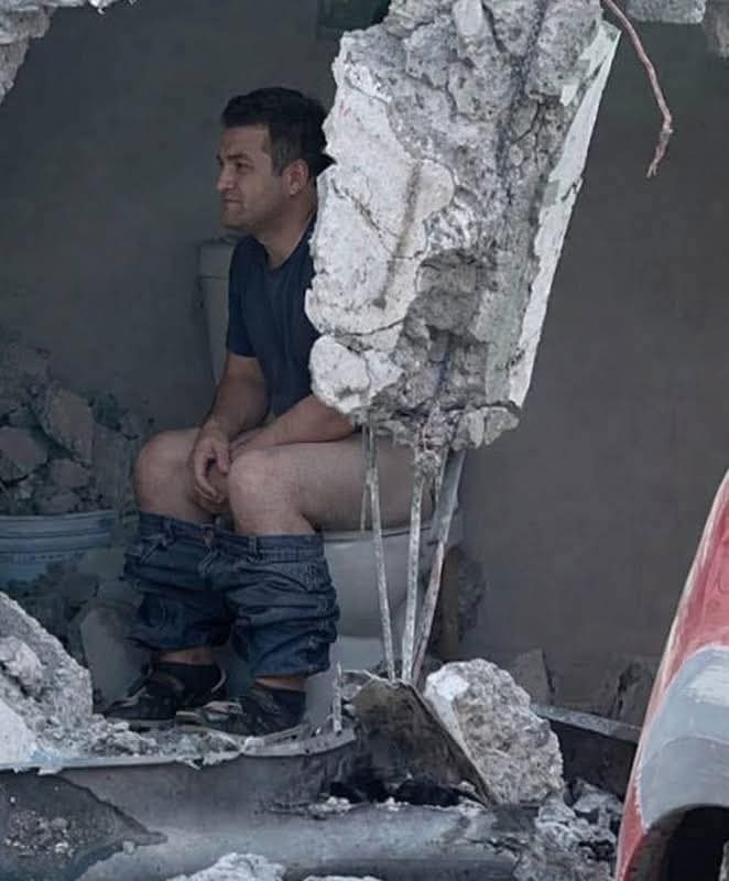 Uno ya no puede cagar a gusto
😅😅😅😅