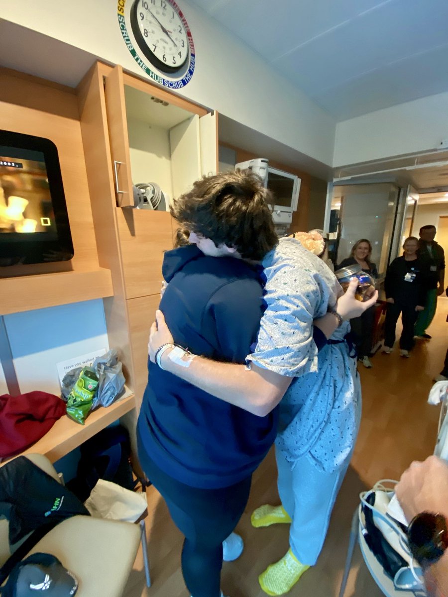 Kelly Bruce MAT LAT ATC 🍍🦋🌻 tweet media