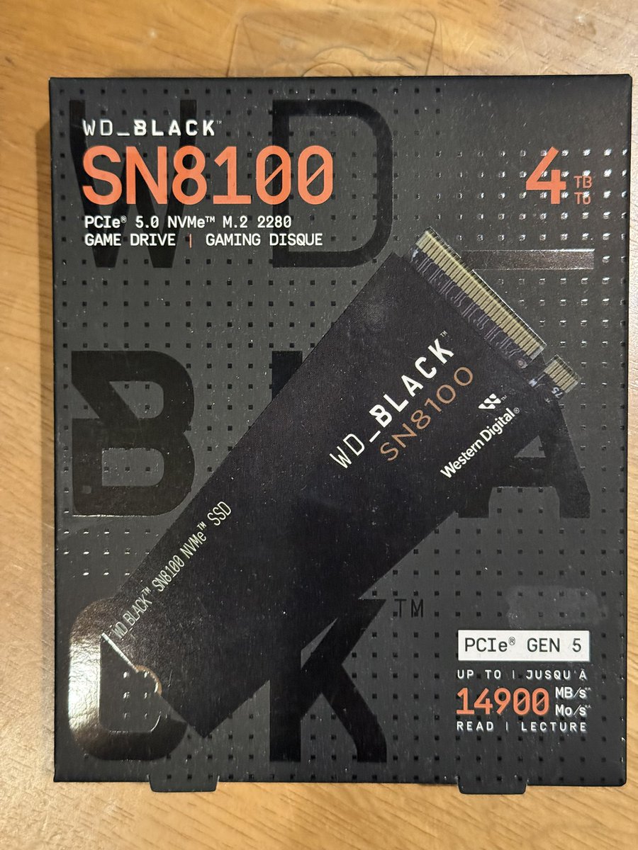 watako514's tweet photo. 自作PCはもうおしまいだ
SSD売ろうと思ってたけど買えないから売れないよ https://t.co/mByZNsChLQ